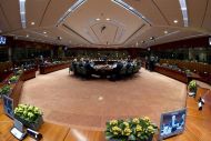 «Επικίνδυνο» Eurogroup σε κλίμα πόλωσης 