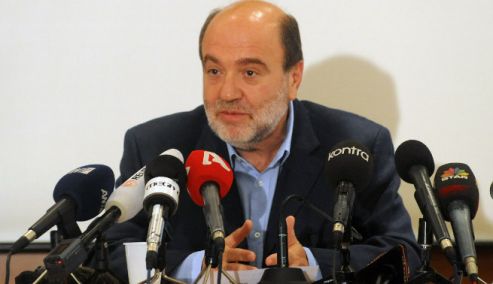 Picture 0 for Αλεξιάδης: Μόνο με χρήση καρτών θα χτίζεται το αφορολόγητο από το 2016