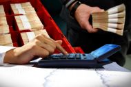 Οι φορολογικοί έλεγχοι των τραπεζικών λογαριασμών