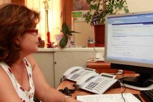 Πώς θα συνταξιοδοτούνται οι μητέρες με ανήλικο παιδί στον ιδιωτικό τομέα και οι αυτοαπασχολούμενες