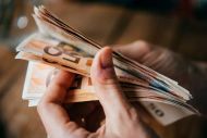 Φορολογία: Ποιες εκκρεμότητες πρέπει να κλείσουν μέχρι το τέλος του χρόνου - Οδηγός υποχρεώσεων