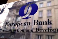 EBRD για ελληνική οικονομία: Προβλέπει ανάπτυξη 2,4% φέτος και 2,3% το 2024