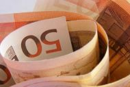 Εισφορές: Αύξηση κατά 3,46% για μισθωτούς με «μπλοκάκι»