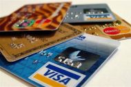 Πληρωμές: Ένας στους τέσσερις χρησιμοποιεί ήδη αποκλειστικά κάρτες