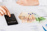 Η κατανάλωση σήκωσε τα φορολογικά έσοδα το 2023: Ποιοι ΚΑΔ πλήρωσαν τα περισσότερα