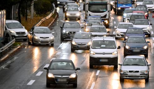 Picture 0 for Πληρωμή τελών κυκλοφορίας 2025: Πότε λήγει η προθεσμία - Κλιμακωτά τα πρόστιμα