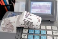 Διακόσια «καρφώματα» την ημέρα για φοροδιαφυγή και πρόστιμα που καίνε