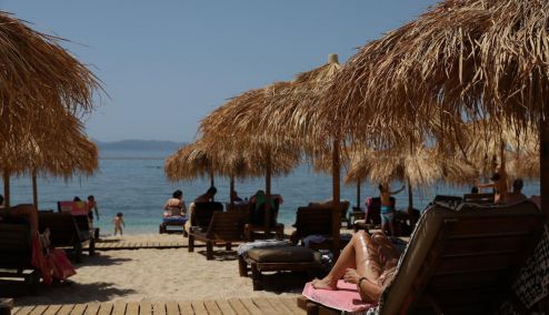 Picture 0 for ΑΑΔΕ: Στο «κόκκινο» οι έλεγχοι σε νησιά και τουριστικές περιοχές με drones και μικτά κλιμάκια
