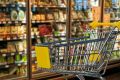 Στο ράφι των σούπερ μάρκετ οι ελπίδες της κυβέρνησης για αποκλιμάκωση των τιμών - Πρεμιέρα, σήμερα, για τις μειώσεις τιμών 