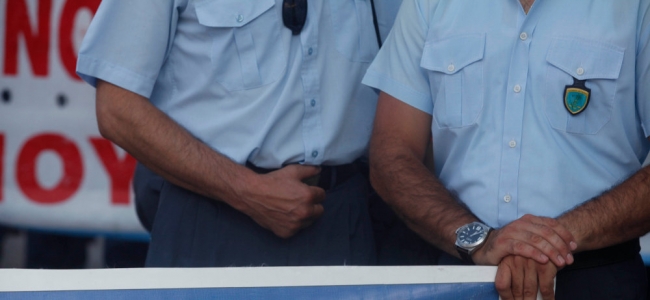 Picture 0 for Ποιές κατηγορίες ένστολων δεν θίγονται από τα νέα όρια ηλικίας συνταξιοδότησης   