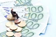 Αναστολή μέτρων αναγκαστικής είσπραξης με προσωρινό διακανονισμό των οφειλών στο ΙΚΑ-ΕΤΑΜ - Υποβολή αιτήσεων μέχρι 31/10/2011
