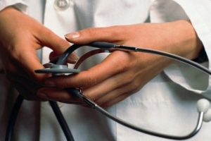 Πρόσβαση στην υγεία για 230.000 ανασφάλιστους μέσω ΕΣΠΑ