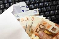 Ξεκαθαρίζει το θέμα της παρακράτησης φόρου