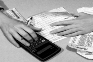 Οι ασφαλιστικές εισφορές θα εισπράττονται απο την εφορία