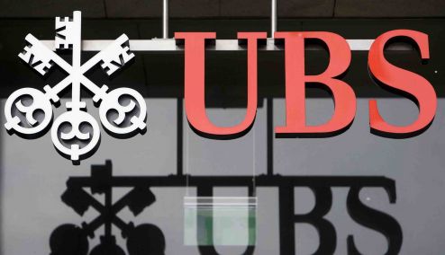 Picture 0 for Η χρυσή λίστα της UBS στο στόχαστρο της εφορίας